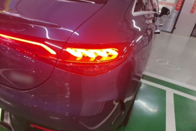 Used Mercedes-Benz EQE 2022 350 Luxury Edition Right Rear Taillight