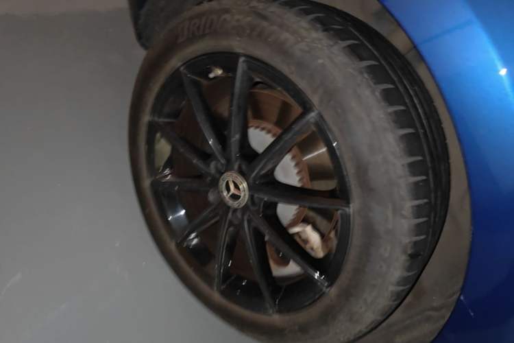 Used Mercedes-Benz EQE 2022 350 Pioneer Edition Right Rear Wheel Hub