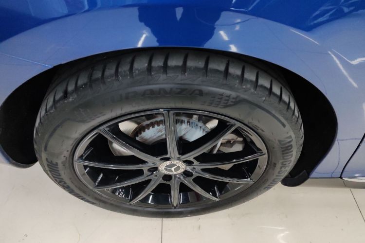 Used Mercedes-Benz EQE 2022 350 Pioneer Edition Right Rear Wheel Hub