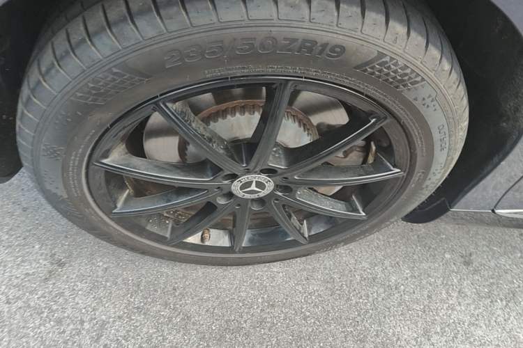 Used Mercedes-Benz EQE 2022 350 Pioneer Edition Right Rear Wheel Hub