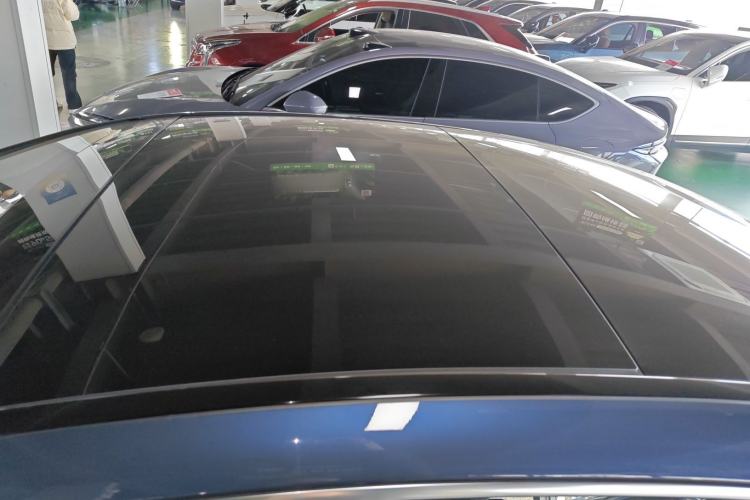 Used Mercedes-Benz EQE 2022 350 Pioneer Edition Roof