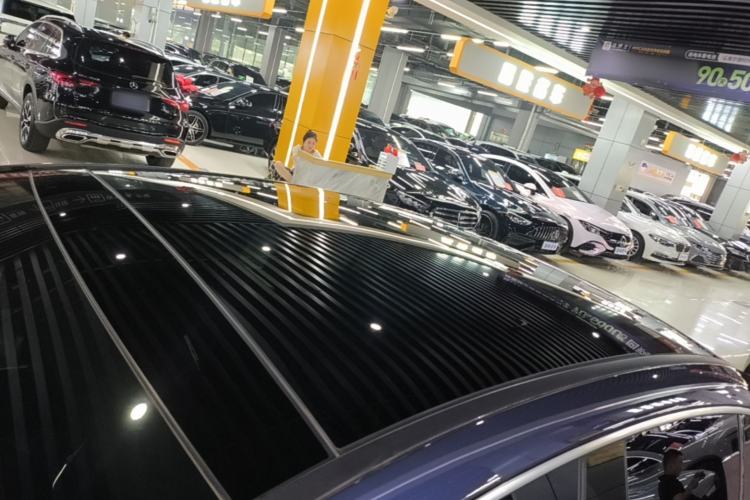 Used Mercedes-Benz EQE 2022 350 Luxury Edition Roof