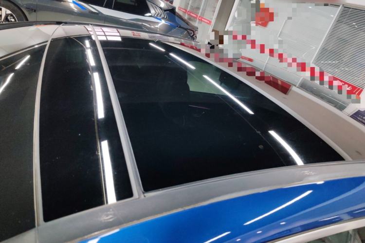Used Mercedes-Benz EQE 2022 350 Pioneer Edition Roof