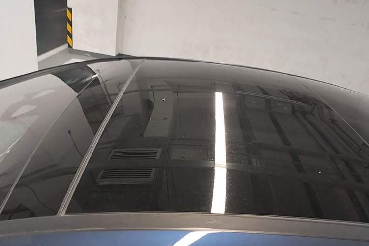 Used Mercedes-Benz EQE 2022 350 Luxury Edition Roof