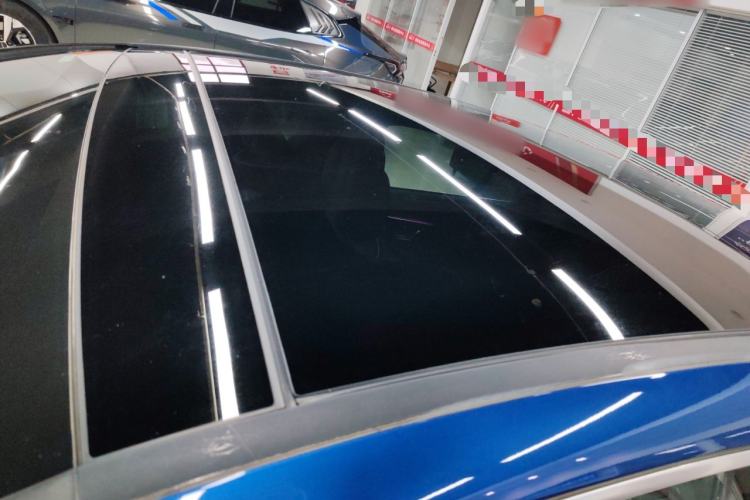 Used Mercedes-Benz EQE 2022 350 Pioneer Edition Roof