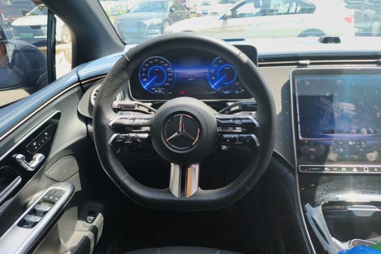 Used Mercedes-Benz EQE 2022 350 First Edition Special Version Steering Wheel
