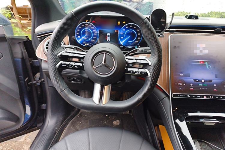 Used Mercedes-Benz EQE 2022 350 Luxury Edition Steering Wheel