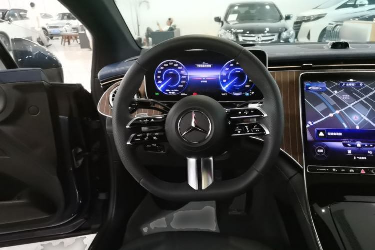 Used Mercedes-Benz EQE 2022 350 Luxury Edition Steering Wheel