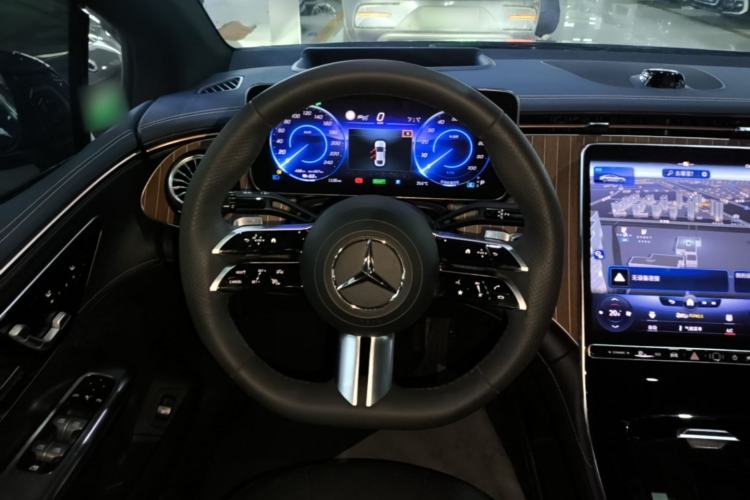 Used Mercedes-Benz EQE 2022 350 Luxury Edition Steering Wheel