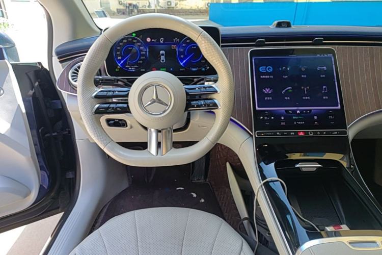 Used Mercedes-Benz EQE 2022 350 Luxury Edition Steering Wheel