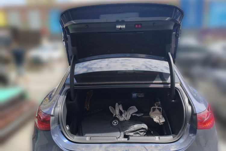 Used Mercedes-Benz EQE 2022 350 First Edition Special Version Trunk