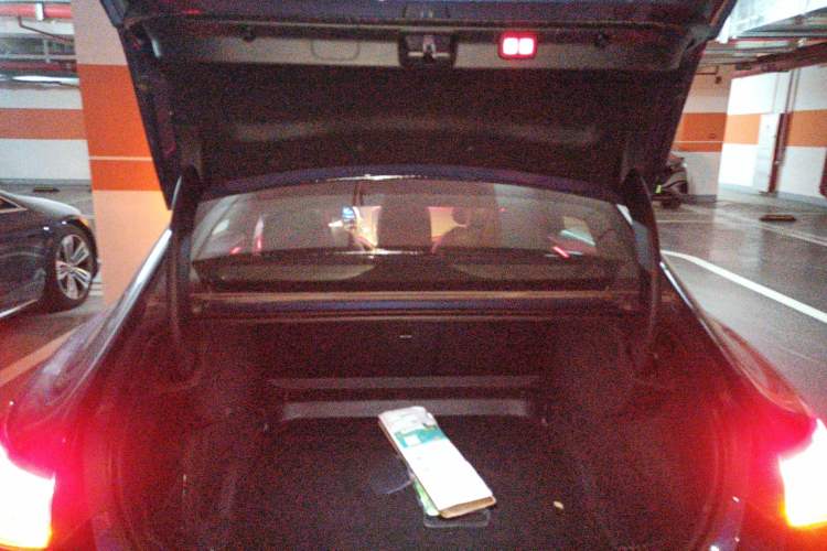 Used Mercedes-Benz EQE 2022 350 First Edition Special Version Trunk