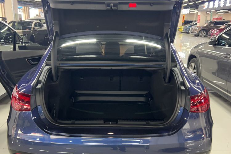 Used Mercedes-Benz EQE 2022 350 Pioneer Edition Trunk