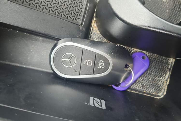 Used Mercedes-Benz EQE 2022 350 First Edition Special Version Vehicle Key
