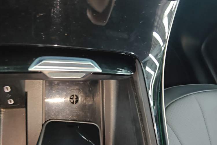Used Mercedes-Benz EQE 2022 350 First Edition Special Version Vehicle Key