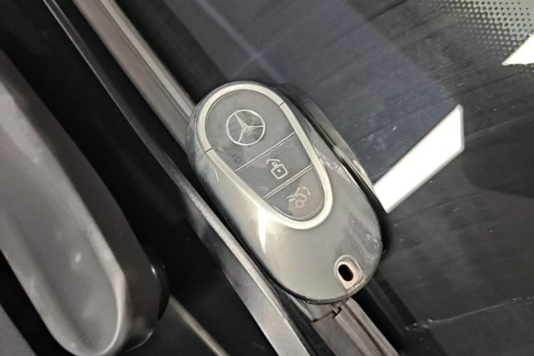 Used Mercedes-Benz EQE 2022 350 Luxury Edition Vehicle Key