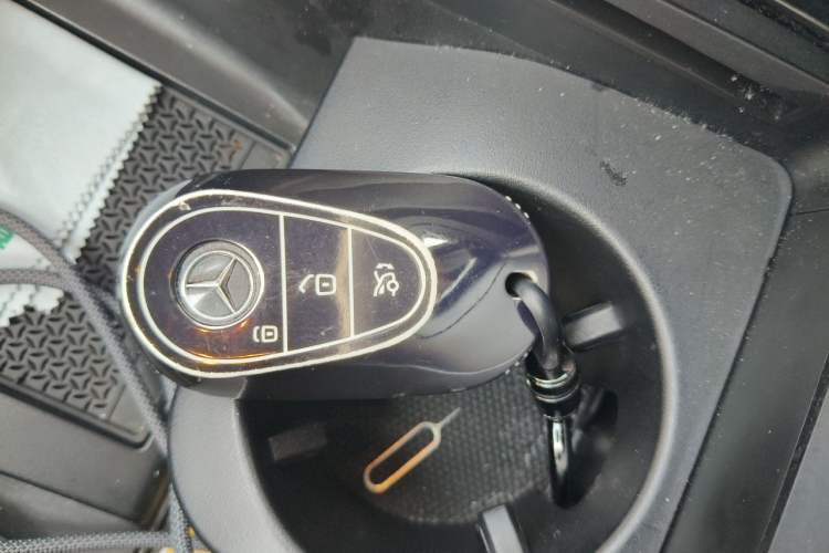 Used Mercedes-Benz EQE 2022 350 First Edition Special Version Vehicle Key