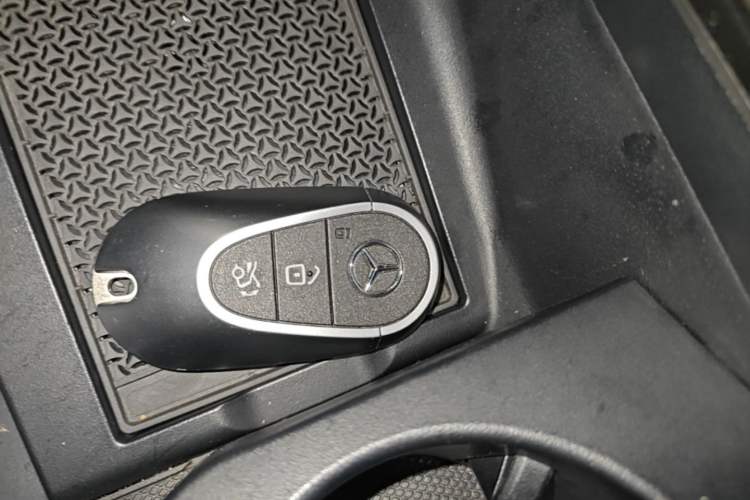 Used Mercedes-Benz EQE 2022 350 Pioneer Edition Vehicle Key