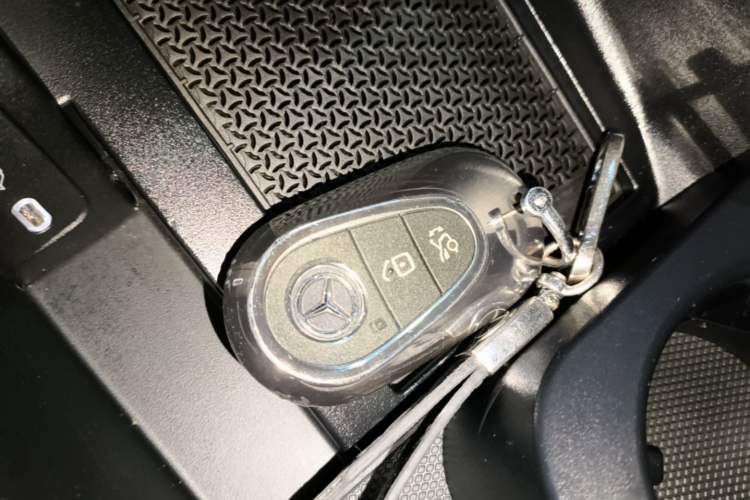 Used Mercedes-Benz EQE 2022 350 Luxury Edition Vehicle Key