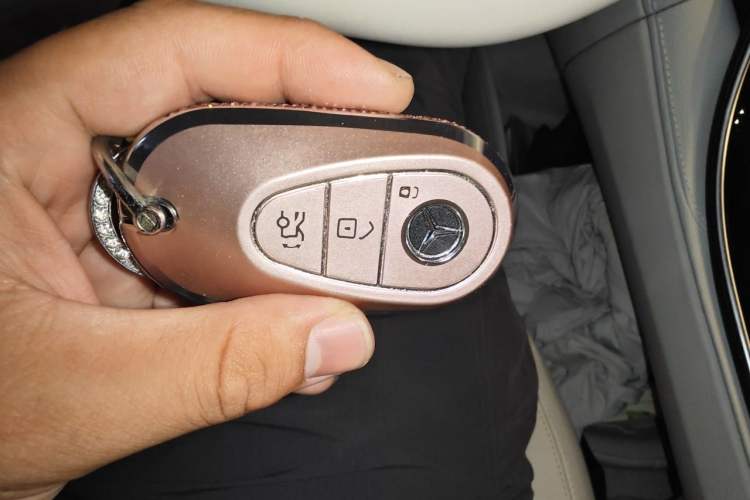 Used Mercedes-Benz EQE 2022 350 Pioneer Edition Vehicle Key
