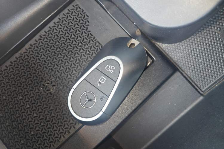 Used Mercedes-Benz EQE 2022 350 First Edition Special Version Vehicle Key