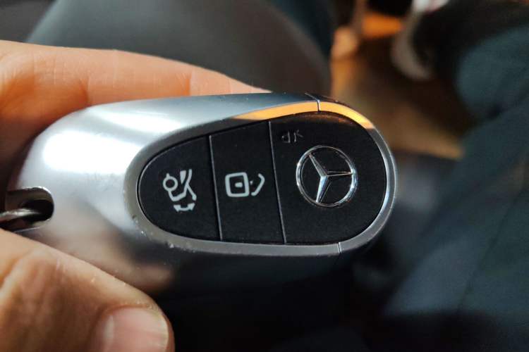 Used Mercedes-Benz EQE 2022 350 Pioneer Edition Vehicle Key
