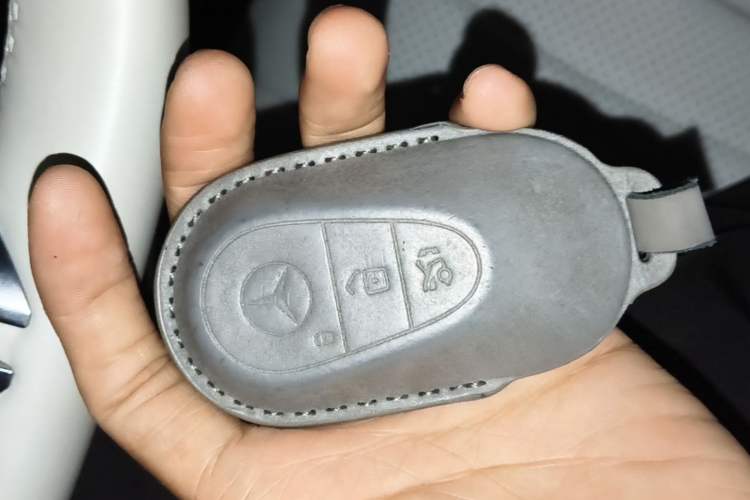 Used Mercedes-Benz EQE 2022 350 Luxury Edition Vehicle Key