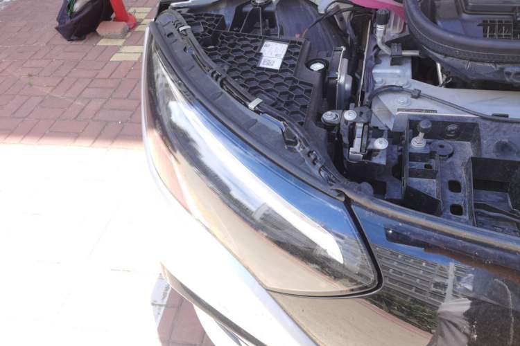Used Mercedes-Benz EQE 2022 350 Pioneer Edition Engine Bay Right