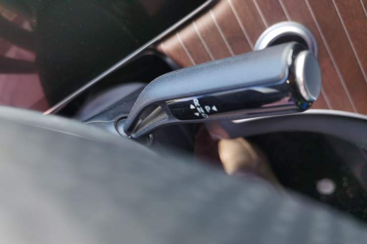Used Mercedes-Benz EQE 2022 350 Pioneer Edition Gear Lever