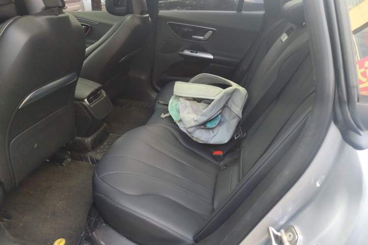 Used Mercedes-Benz EQE 2022 350 Luxury Edition Left Rear Seat
