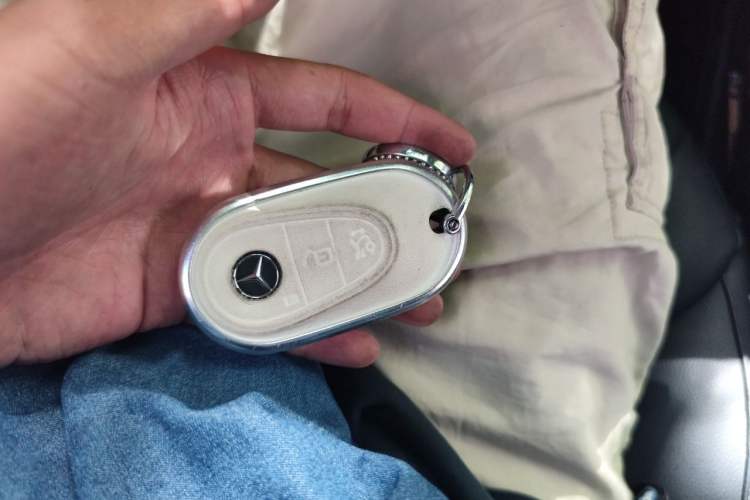 Used Mercedes-Benz EQE 2022 350 Luxury Edition Vehicle Key