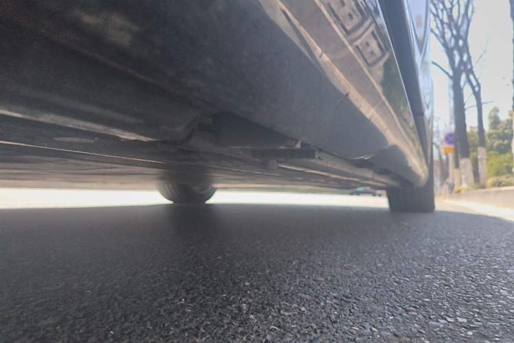 Used Mercedes-Benz EQE 2022 350 Luxury Edition Chassis Rear Right