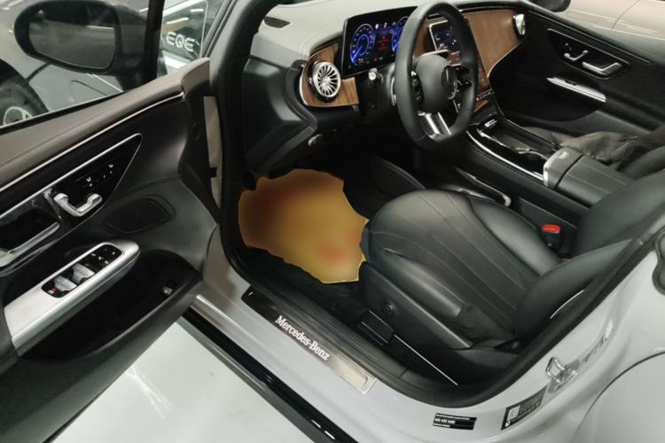 Used Mercedes-Benz EQE 2022 350 Luxury Edition Driver Seat