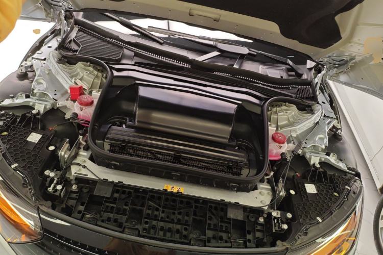 Used Mercedes-Benz EQE 2022 350 Luxury Edition Engine Bay