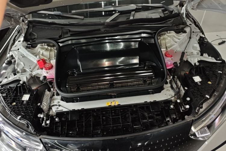 Used Mercedes-Benz EQE 2022 350 First Edition Special Version Engine Bay