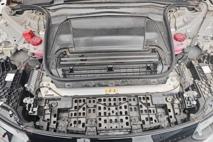 Used Mercedes-Benz EQE 2022 350 First Edition Special Version Engine Bay