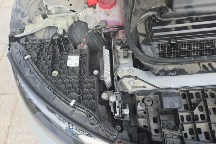 Used Mercedes-Benz EQE 2022 350 First Edition Special Version Engine Bay Right