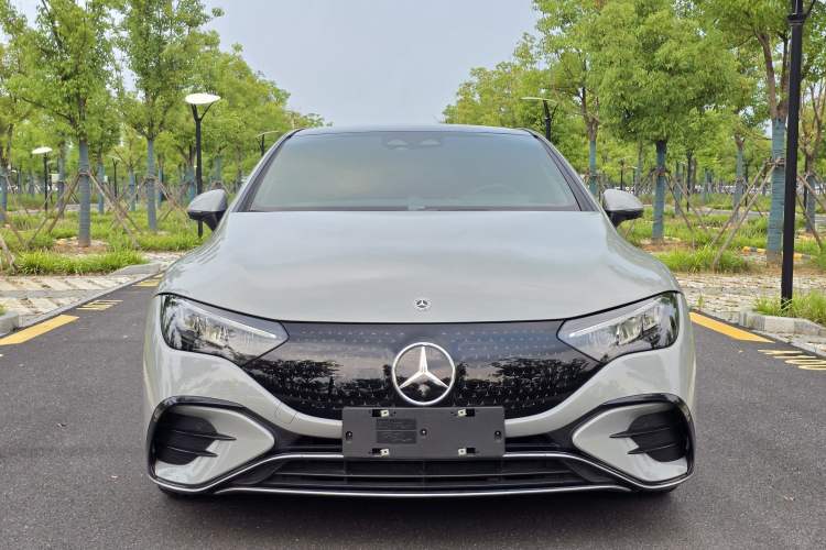 Used Mercedes-Benz EQE 2022 350 Luxury Edition Exterior 2