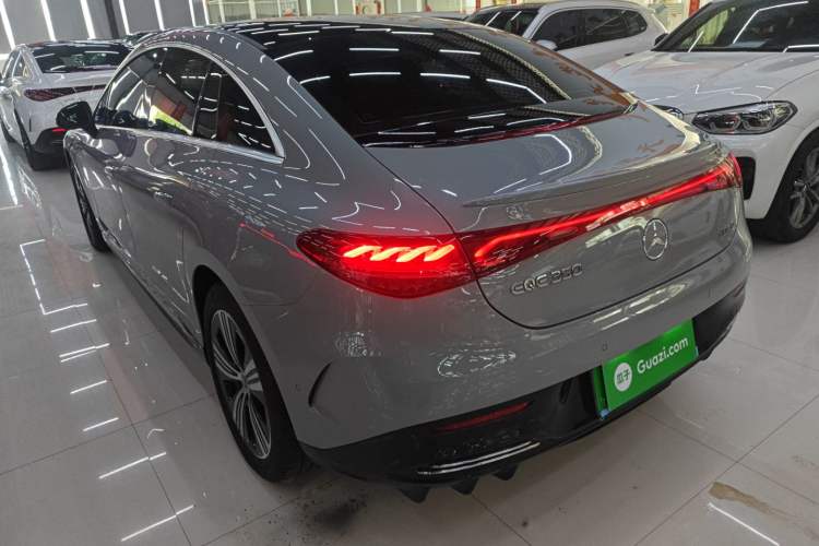 Used Mercedes-Benz EQE 2022 350 Luxury Edition Exterior 2