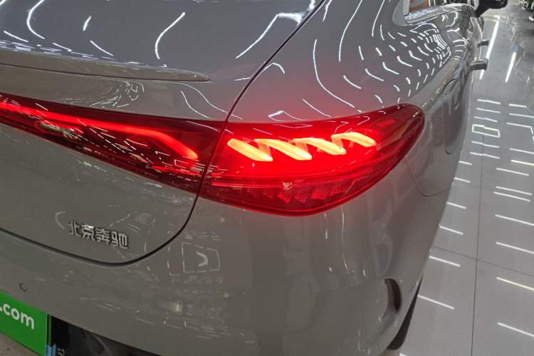 Used Mercedes-Benz EQE 2022 350 Luxury Edition Exterior 3