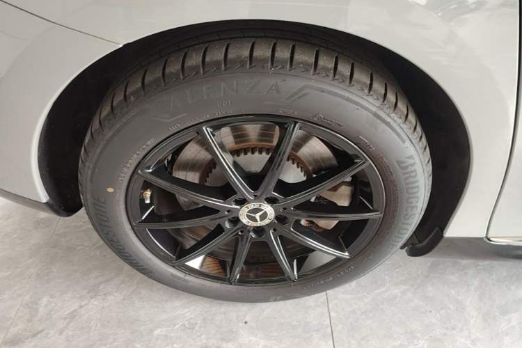 Used Mercedes-Benz EQE 2022 350 Pioneer Edition Exterior 5