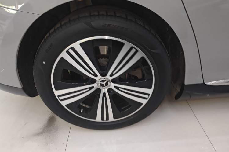 Used Mercedes-Benz EQE 2022 350 Luxury Edition Exterior 5