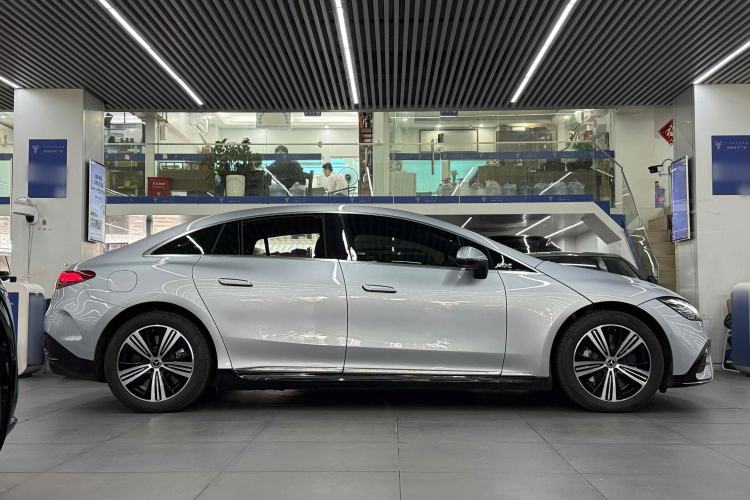 Used Mercedes-Benz EQE 2022 350 Luxury Edition Exterior 5
