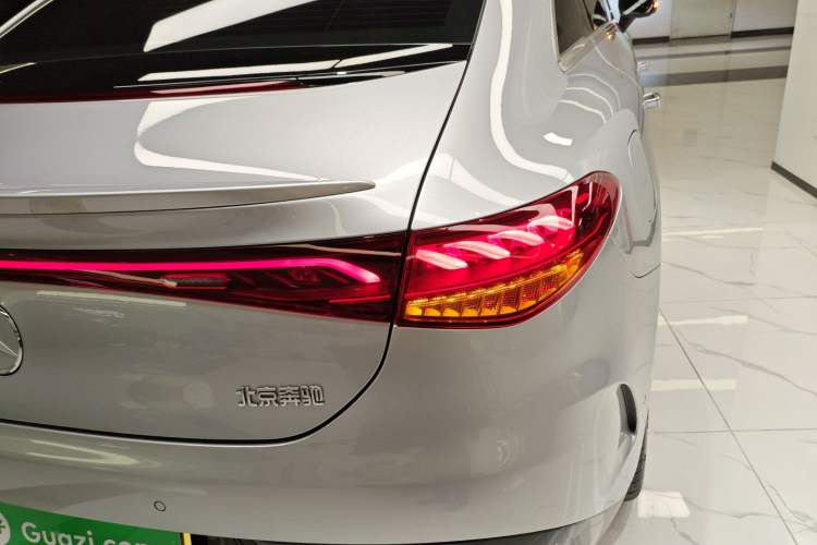 Used Mercedes-Benz EQE 2022 350 Luxury Edition Exterior 6