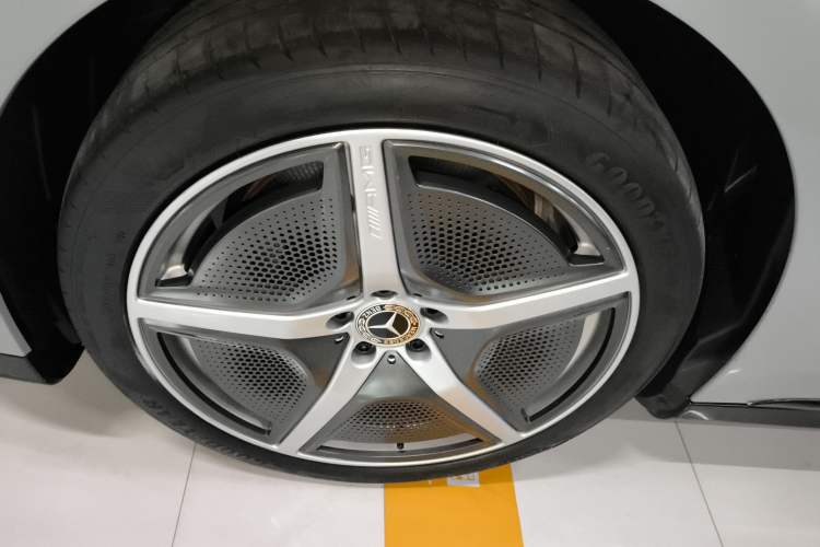 Used Mercedes-Benz EQE 2022 350 First Edition Special Version Exterior 7