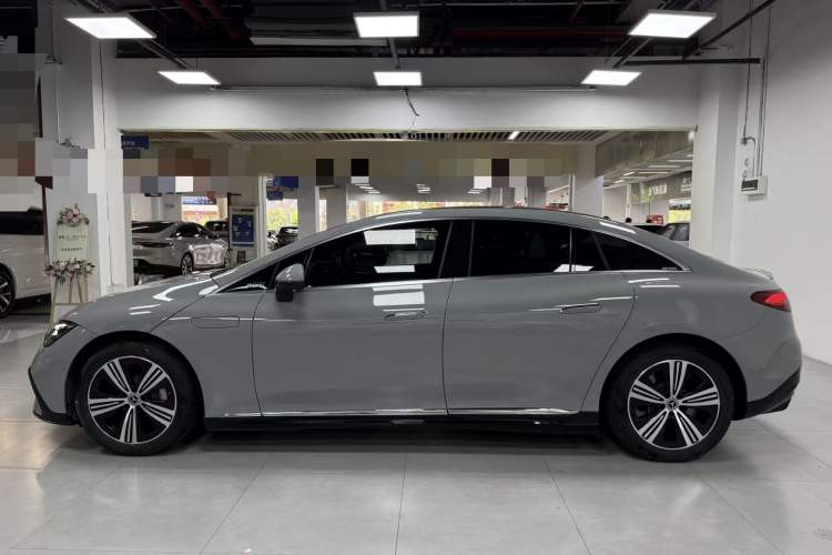 Used Mercedes-Benz EQE 2022 350 Luxury Edition Exterior 7