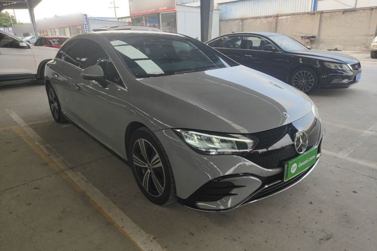 Used Mercedes-Benz EQE 2022 350 Luxury Edition Front Right 45 Deg