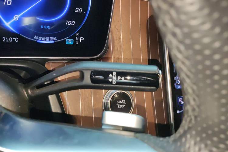 Used Mercedes-Benz EQE 2022 350 Pioneer Edition Gear Lever
