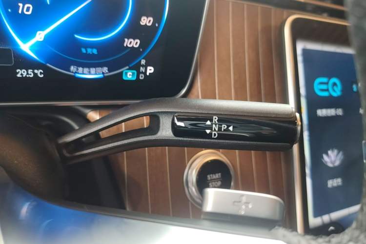 Used Mercedes-Benz EQE 2022 350 Pioneer Edition Gear Lever