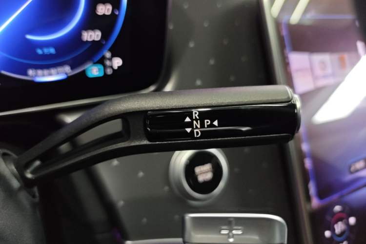 Used Mercedes-Benz EQE 2022 350 First Edition Special Version Gear Lever